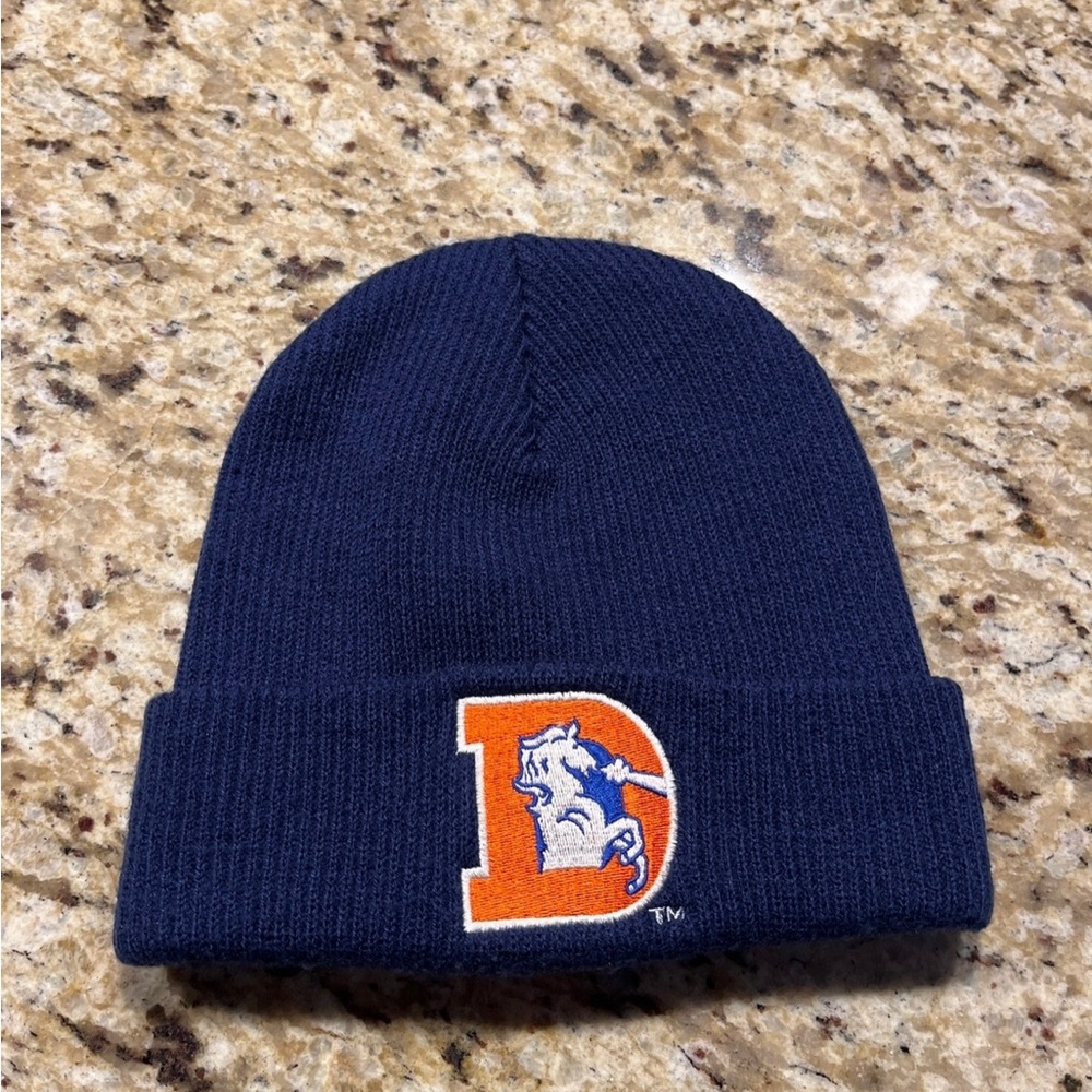 RARE! Vintage Nike Denver Broncos Beanie